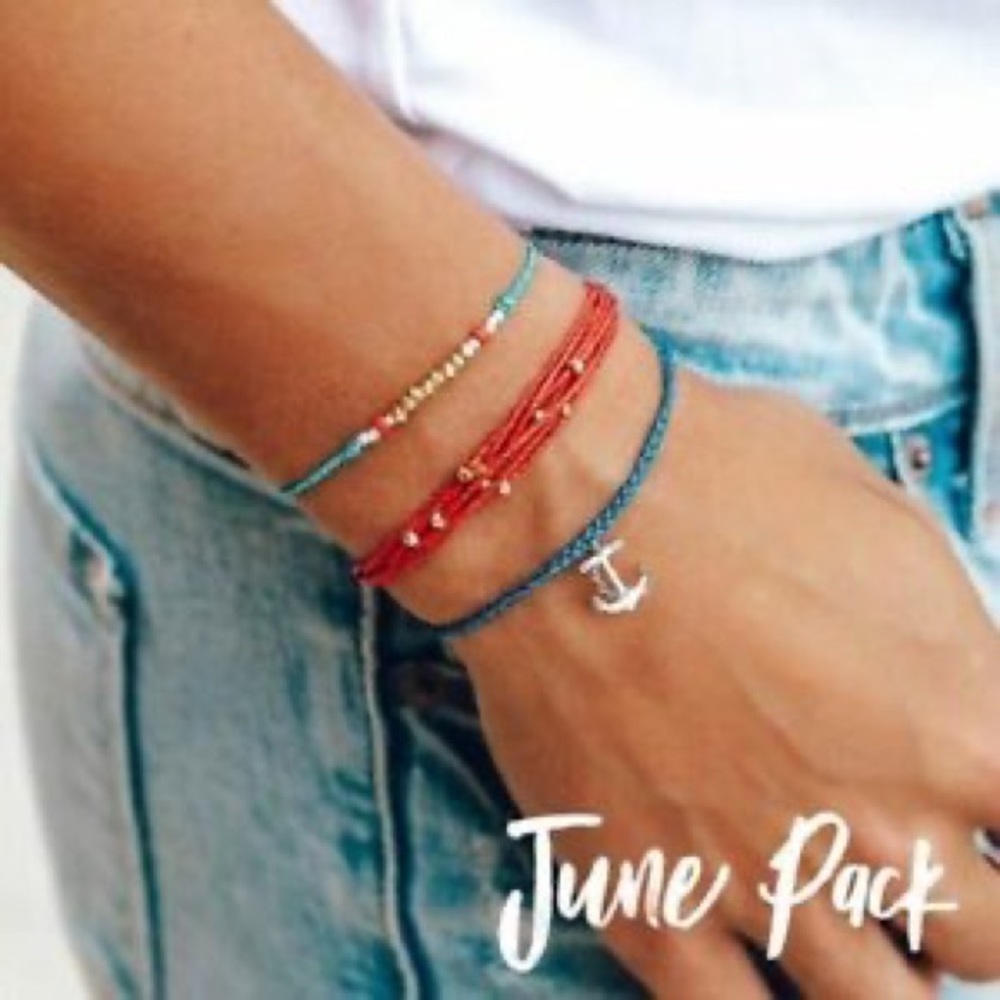 Pura Vida June Monthly Club Set